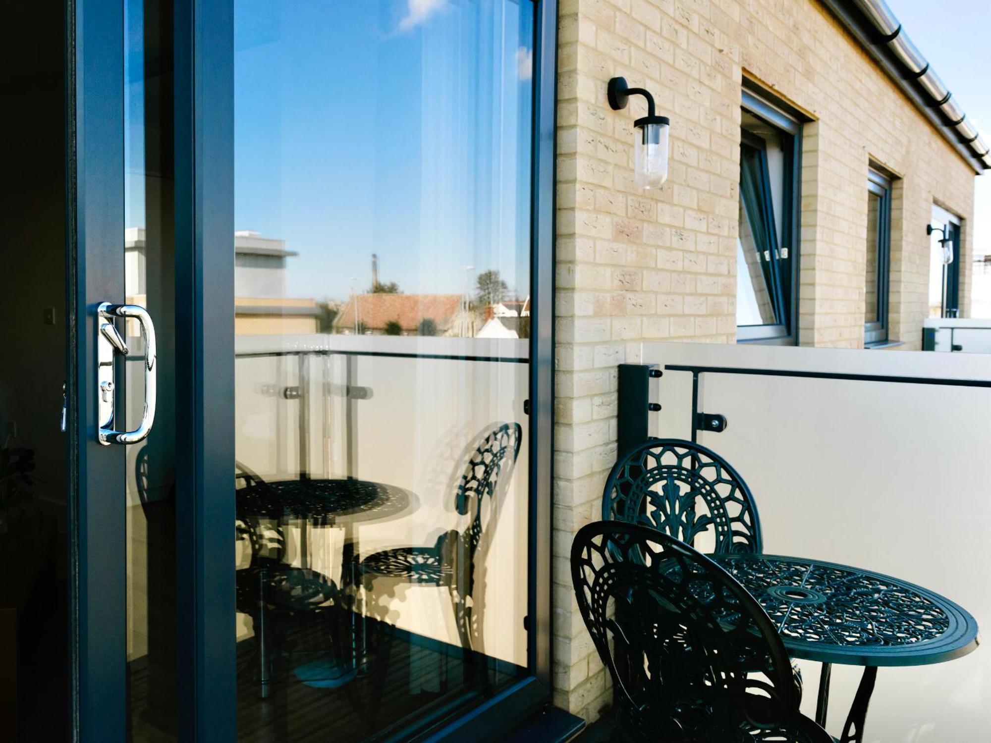 Your Space Apartments - Eden House CBG Esterno foto
